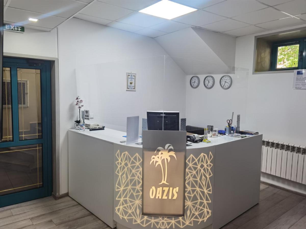 Hotel Oazis Haskovo Buitenkant foto